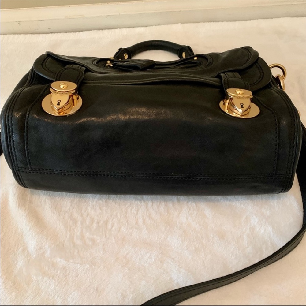 Juicy Couture Black gorgeous leather satchel crossbody handbag w/ gold hardware - Picture 4 of 16